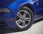Ford Mustang Convertible 2013 года